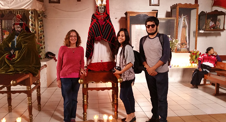 Dr. Abarbanell with students